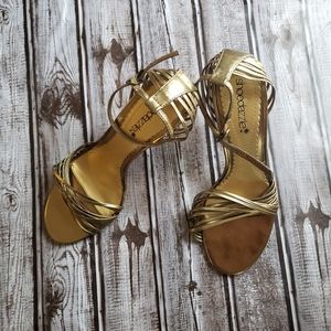 Shoe Dazzle Gold heels